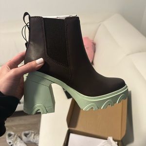 Sorel women’s boots